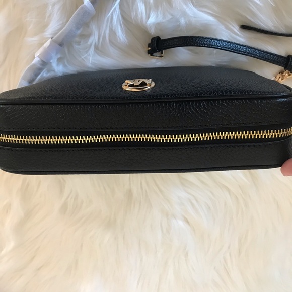 Michael Kors Fulton LG Pebbled Leather Crossbody - Picture 4 of 9